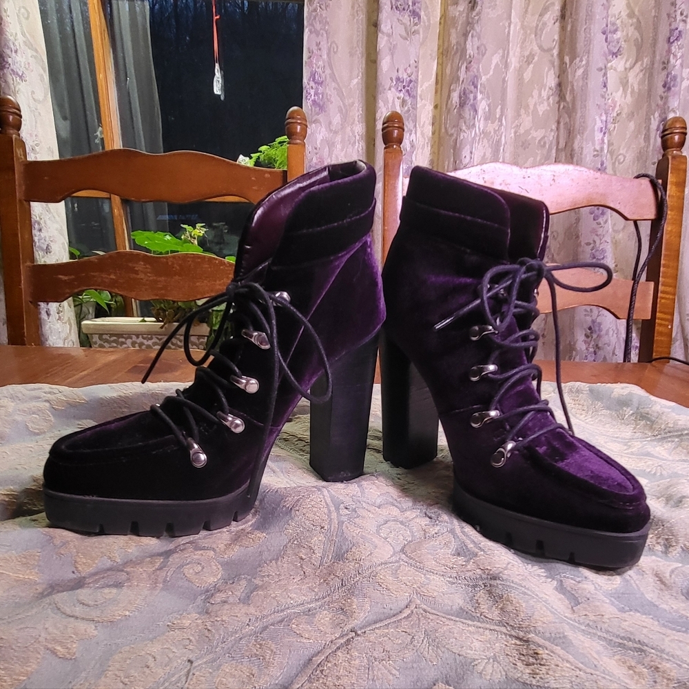 Velvet Platform Ankle Boots - Purple 6.5 Lace Up Bootie